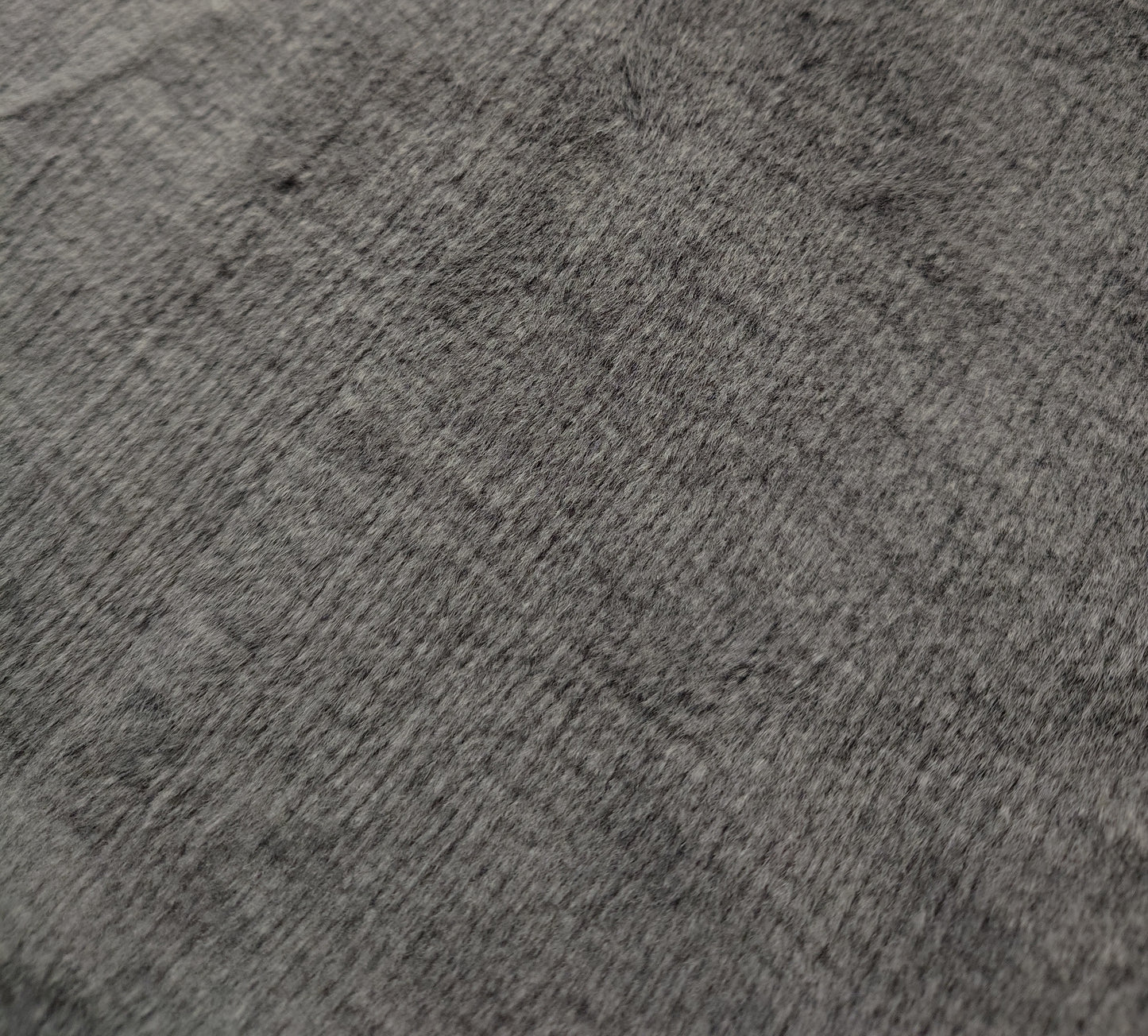 SOLD - Sunplus short medium gray