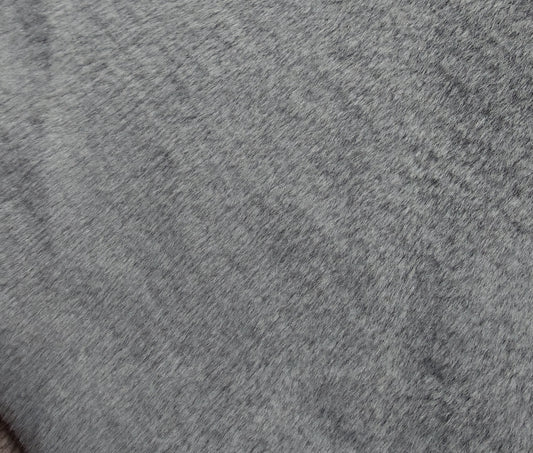 SOLD - Sunplus short light-medium gray