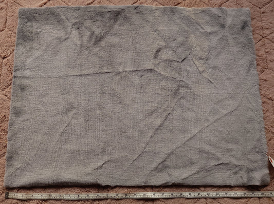 SOLD - Sunplus short medium gray