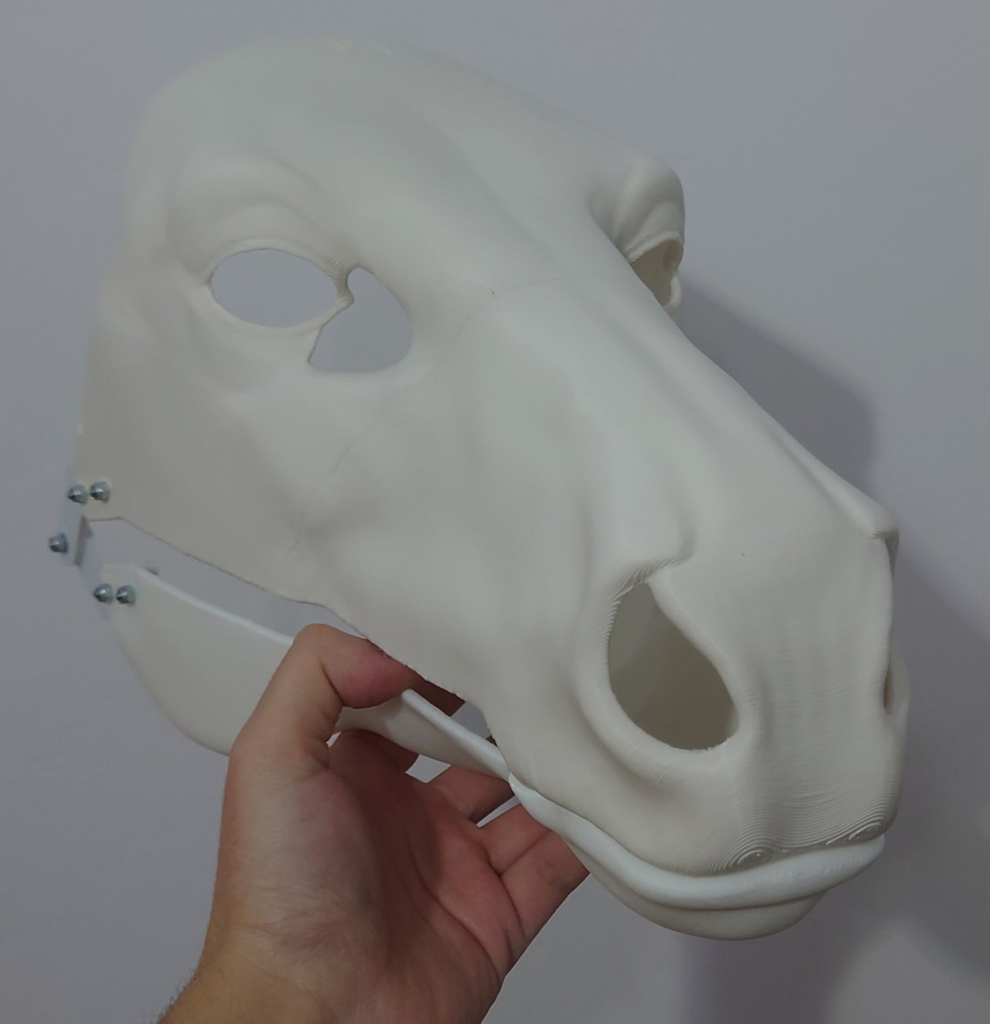 Discounted medium horse head base, realistic