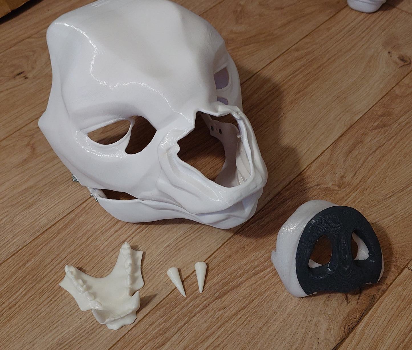 SOLD - Discounted Sonar-inspired bat base kit - size medium